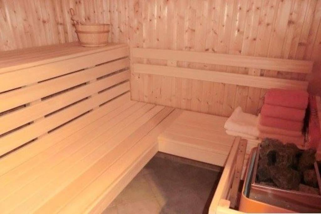 Unser Traumhaus Mit Wunderschoenem Garten Аурих Екстериор снимка